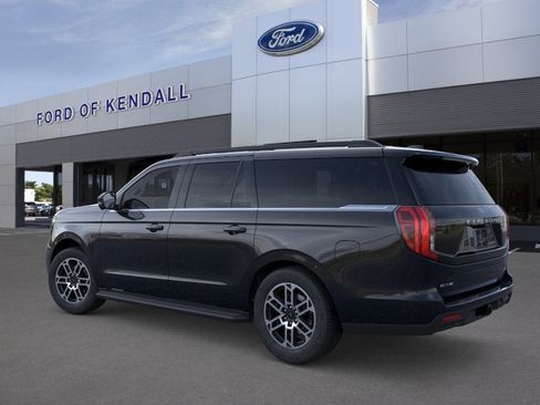 New 2026 Ford Expedition Max Active RWD image 4