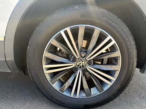 Used 2024 Volkswagen Tiguan Wolfsburg Edition AWD/4WD image 31