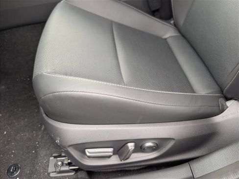 New 2026 Toyota Prius XLE image 4