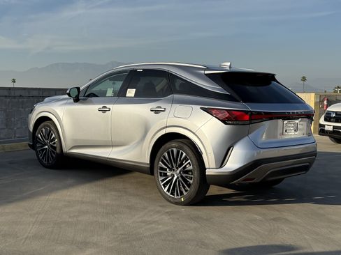 New 2026 Lexus RX 350 RX 350h Premium+ image 9
