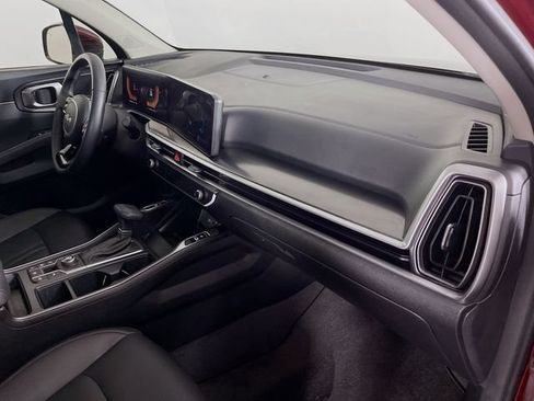 Used 2025 Kia Sorento S FWD image 30