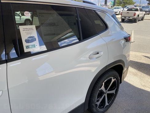 New 2026 Volkswagen Tiguan SE FWD image 48