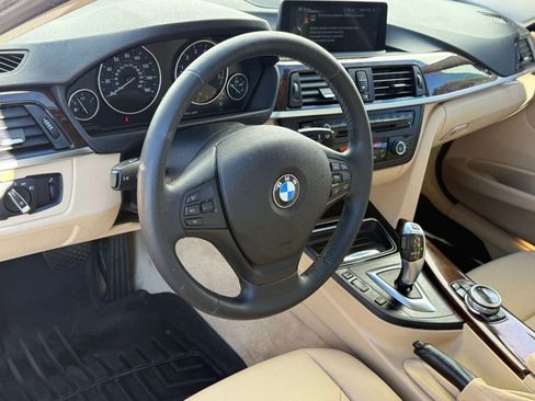 Used 2014 BMW 320i Sedan image 4