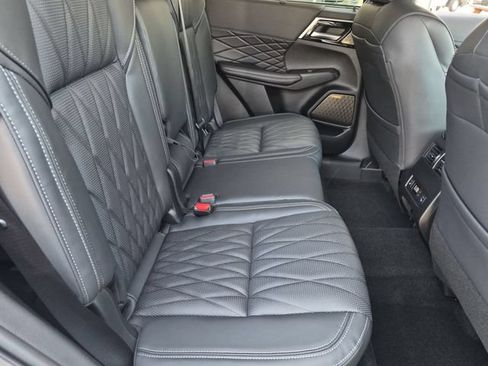 New 2026 Mitsubishi Outlander SEL Black Edition FWD image 35