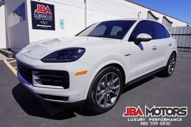 Used 2024 Porsche Cayenne AWD/4WD image 53
