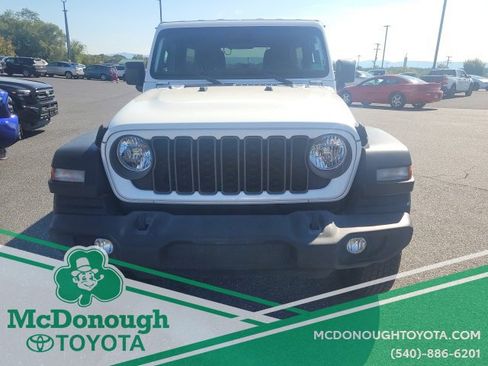 Used 2024 Jeep Wrangler Sport S image 24