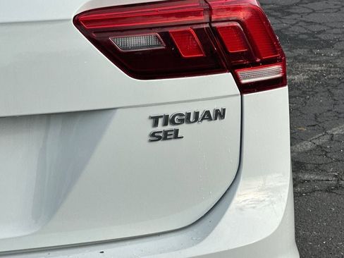 Used 2020 Volkswagen Tiguan SEL image 23