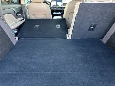 Certified 2024 Lincoln Corsair Reserve w/ Equipment Group 201A image 16