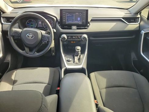 Used 2022 Toyota RAV4 LE image 21