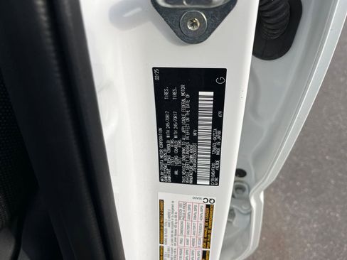 Used 2025 Toyota 4Runner SR5 image 29