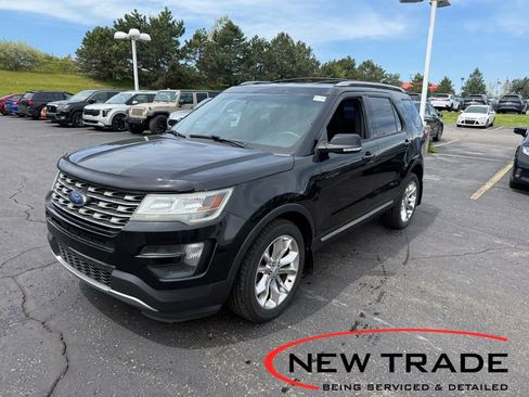 Used 2016 Ford Explorer XLT AWD/4WD image 1
