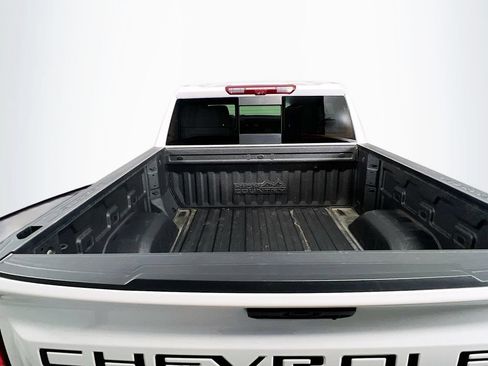 Certified 2024 Chevrolet Silverado 1500 High Country w/ Technology Package AWD/4WD image 27