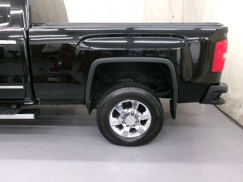 Used 2015 GMC Sierra 3500 Denali w/ Duramax Plus Package AWD/4WD image 7