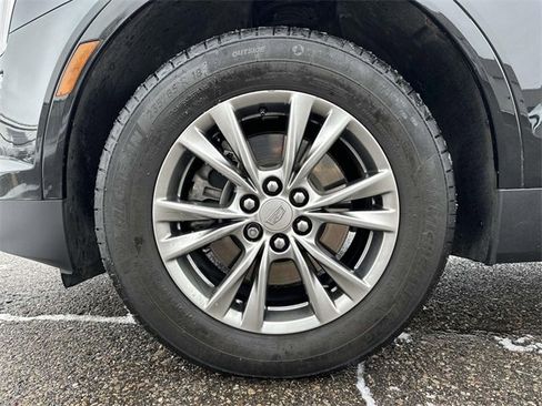 Certified 2023 Cadillac XT5 Premium Luxury image 11