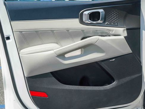 Certified 2023 Kia Sorento SX Prestige AWD/4WD image 20