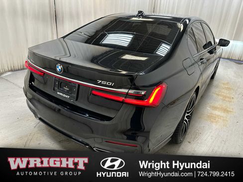 Used 2022 BMW 750i xDrive image 6