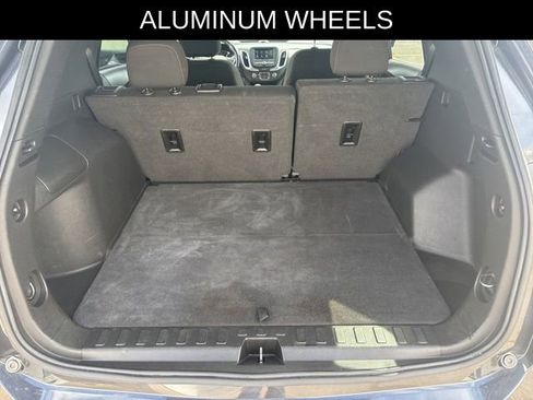 Used 2022 Chevrolet Equinox LT w/ Driver Convenience Package image 28