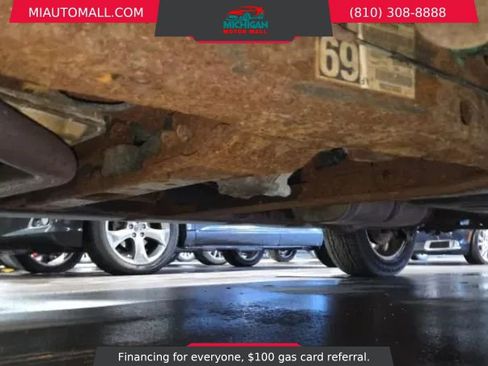 Used 2011 Chevrolet Suburban LTZ AWD/4WD image 26