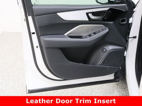 Used 2023 Acura MDX SH-AWD w/ Technology Package image 12