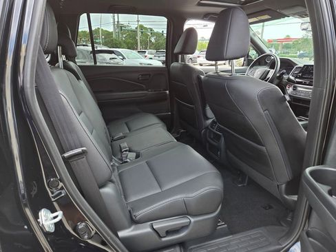 Certified 2023 Honda Passport EX-L image 18
