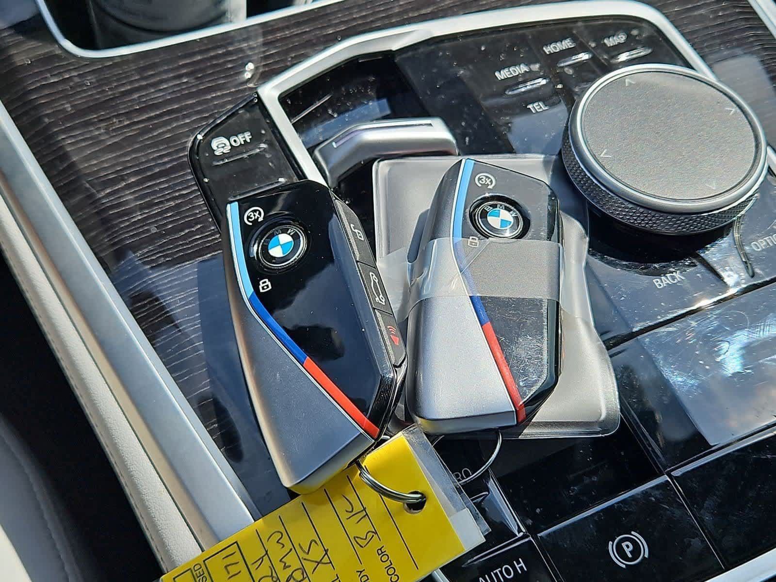 Used 2024 BMW X5 xDrive40i w/ M Sport Package AWD/4WD image 36