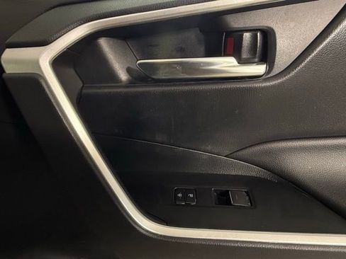 Used 2022 Toyota RAV4 XLE w/ Convenience Package image 35