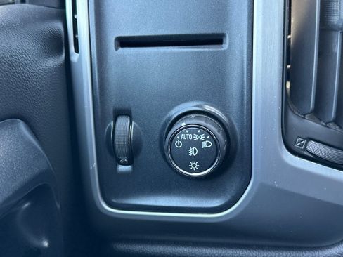 Used 2014 GMC Sierra 1500 SLE w/ Suspension Package, Off-Road RWD image 30