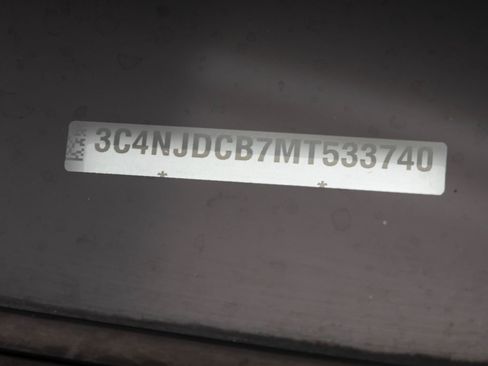 Used 2021 Jeep Compass Limited image 45