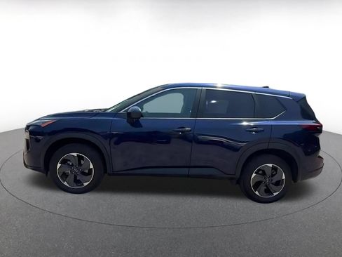 Used 2025 Nissan Rogue SV FWD image 7