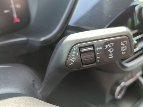Certified 2025 Ford Escape ST-Line AWD/4WD image 37