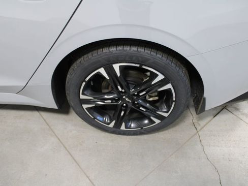 Used 2023 Kia K5 GT-Line image 53