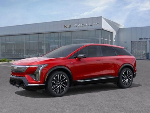 New 2025 Cadillac Optiq Sport 2 w/ LPO, Floor Liner Package AWD/4WD image 2