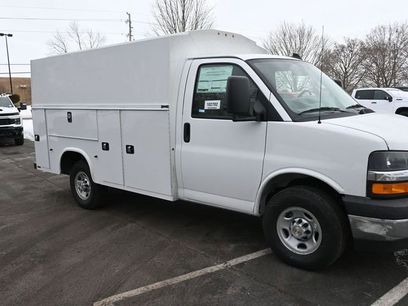 New 2026 Chevrolet Express 3500 w/ Power Convenience Package