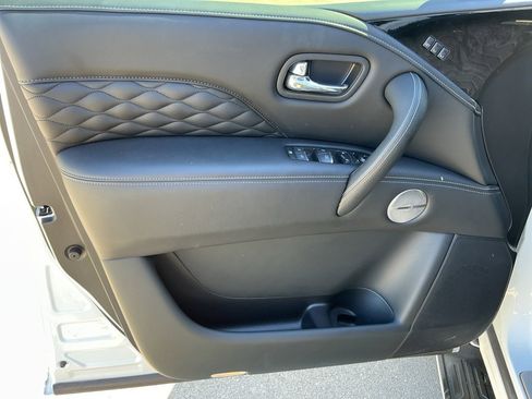 Certified 2024 INFINITI QX80 Sensory image 24