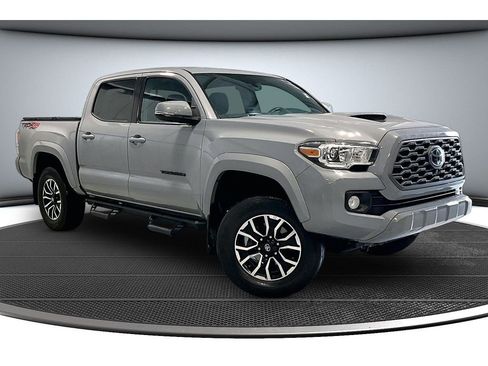 Used 2021 Toyota Tacoma TRD Sport w/ Advanced Technology Package AWD/4WD image 2