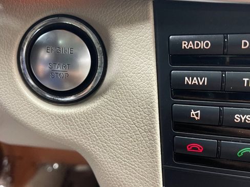 Used 2014 Mercedes-Benz E 350 Sport image 29