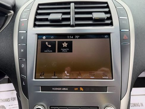 Used 2019 Lincoln MKZ Reserve FWD image 22