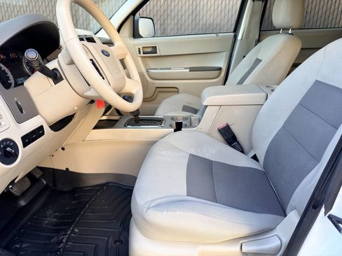 Used 2008 Ford Escape XLT image 9
