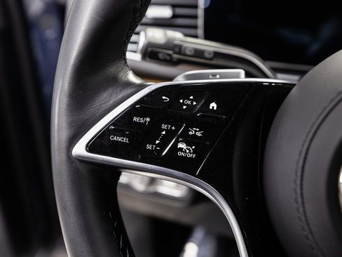 Used 2024 Mercedes-Benz Maybach GLS 600 Maybach GLS 600 image 11