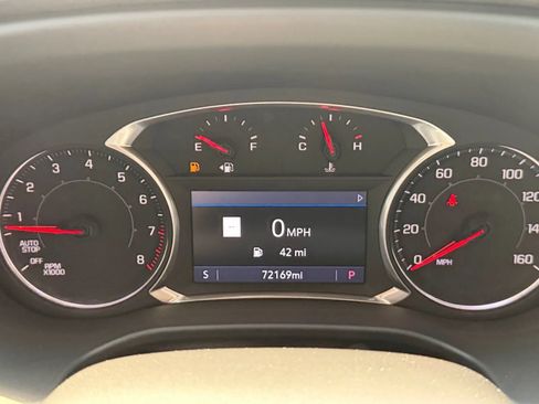Used 2021 GMC Acadia SLT w/ LPO, Floor Liner Package FWD image 22