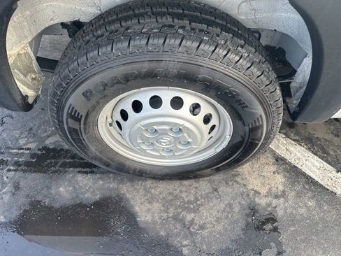 Used 2024 RAM ProMaster 3500 w/ Convenience Group image 18