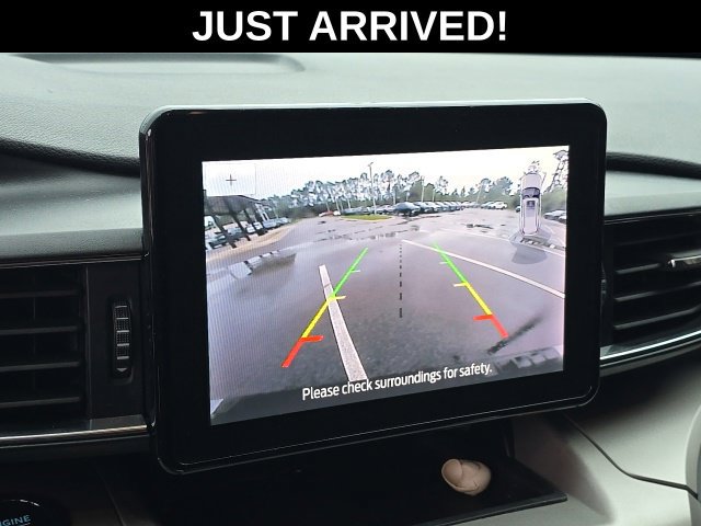 Used 2023 Ford Explorer XLT w/ Equipment Group 202A RWD image 22