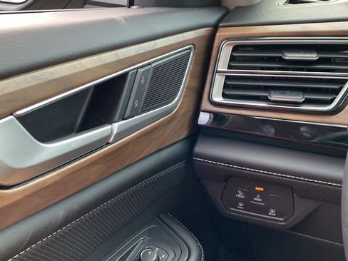 New 2026 Volkswagen Atlas SE AWD/4WD image 16