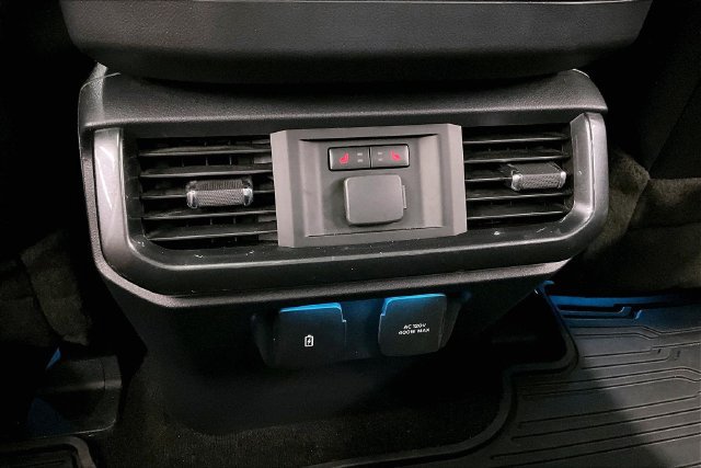 Used 2022 Ford F150 Lariat w/ Equipment Group 502A High AWD/4WD image 32