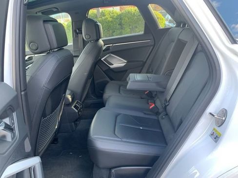 Used 2025 Audi Q3 2.0T Premium image 14