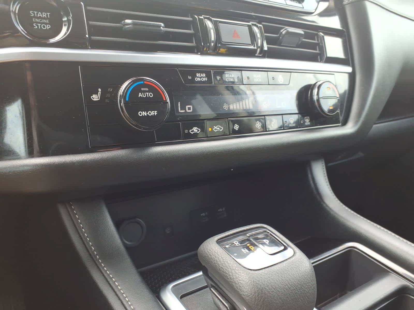 Certified 2025 Nissan Pathfinder SL AWD/4WD image 20