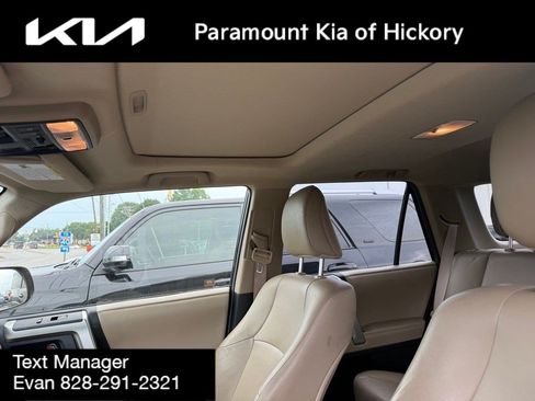 Used 2013 Toyota 4Runner SR5 w/ Premium Pkg AWD/4WD image 8