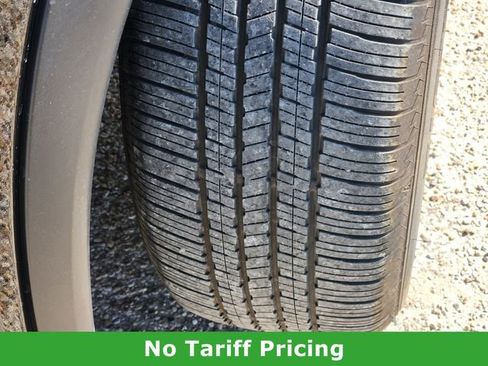 Certified 2025 Nissan Rogue SV image 9