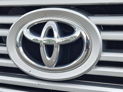 Used 2016 Toyota Tundra Limited w/ Limited Premium Package AWD/4WD image 35