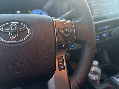Used 2023 Toyota Tacoma SR5 image 16